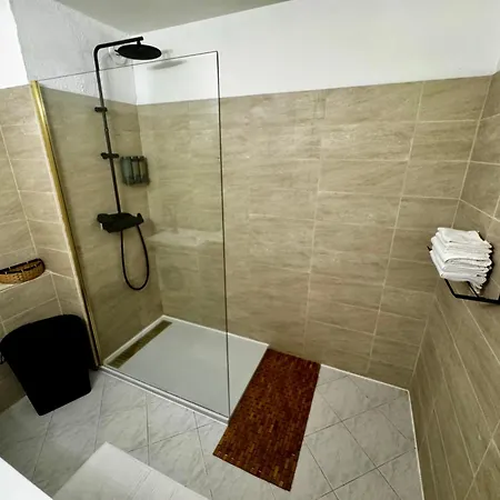 Le Saint Michel - Menton#Monaco - 6 Persons - Parking- Bord De Mer Διαμέρισμα