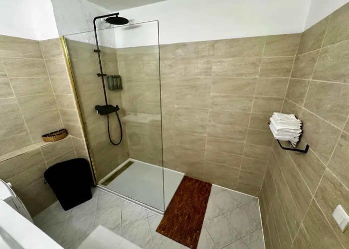 Le Saint Michel - Menton#Monaco - 6 Persons - Parking- Bord De Mer Διαμέρισμα