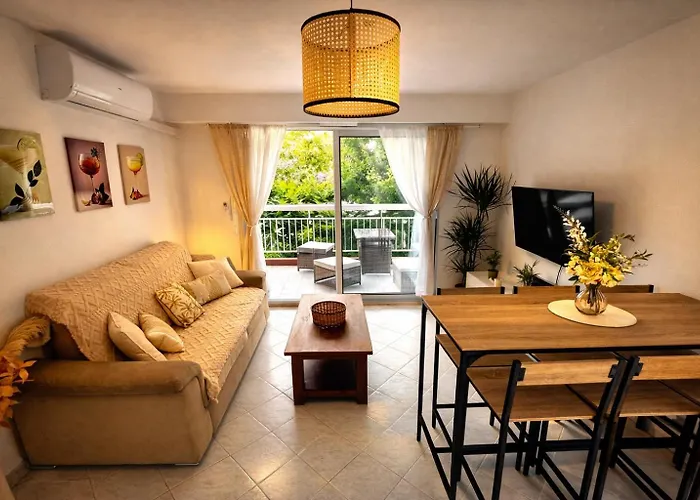 Le Saint Michel - Menton#monaco - 6 Persons - Parking- Bord De Apartament *
